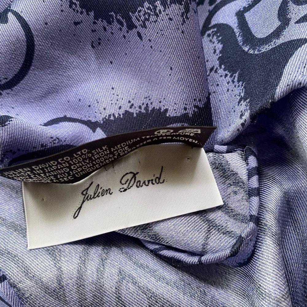 VERY LARGE AUTHENTIC Julien David 100% silk scarf with hand rolled edges